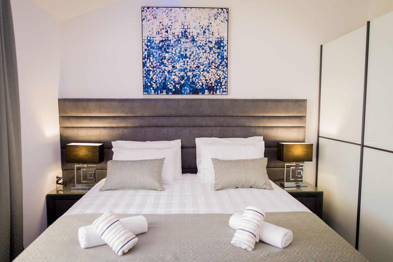 Lct Blue Lions Apartments Podstrana Esterno foto