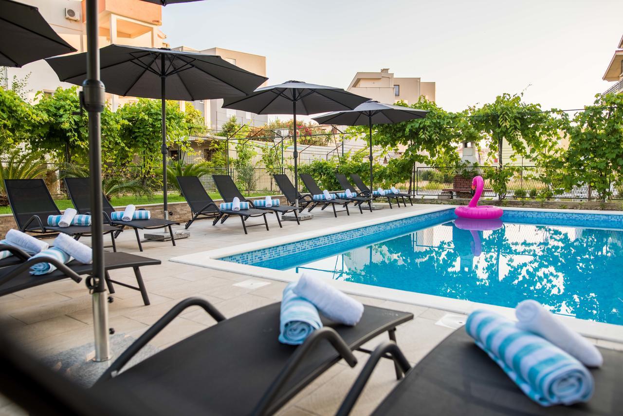 Lct Blue Lions Apartments Podstrana Esterno foto