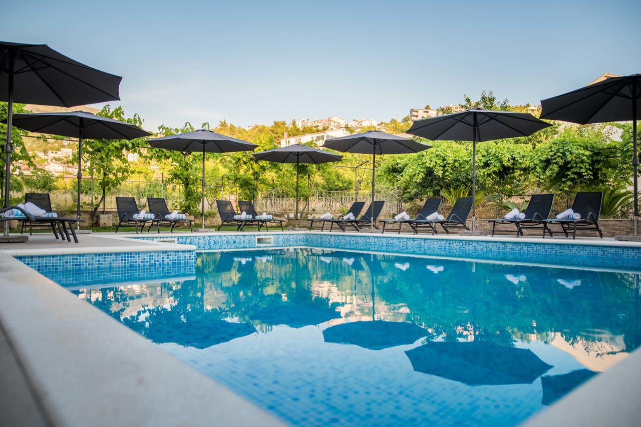 Lct Blue Lions Apartments Podstrana Esterno foto