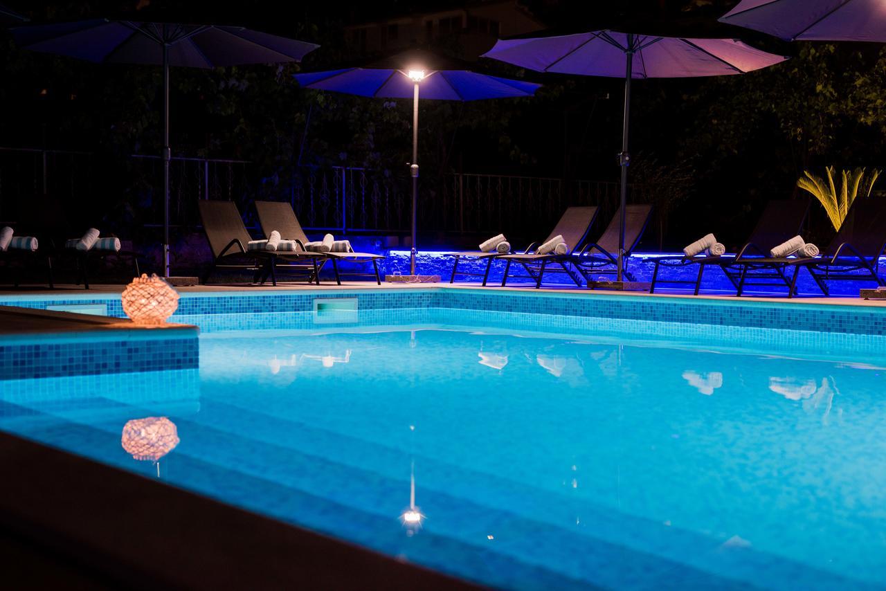 Lct Blue Lions Apartments Podstrana Esterno foto